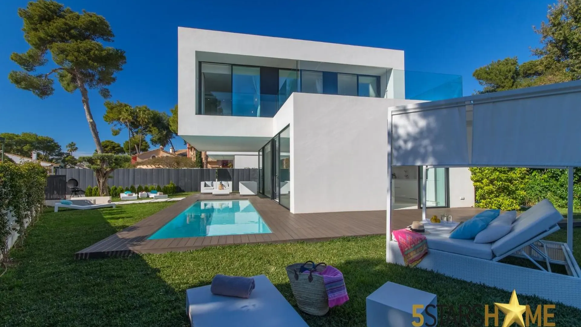 Villa, 180M To Sandy Beach Platja de Muro 0*,  Ισπανία