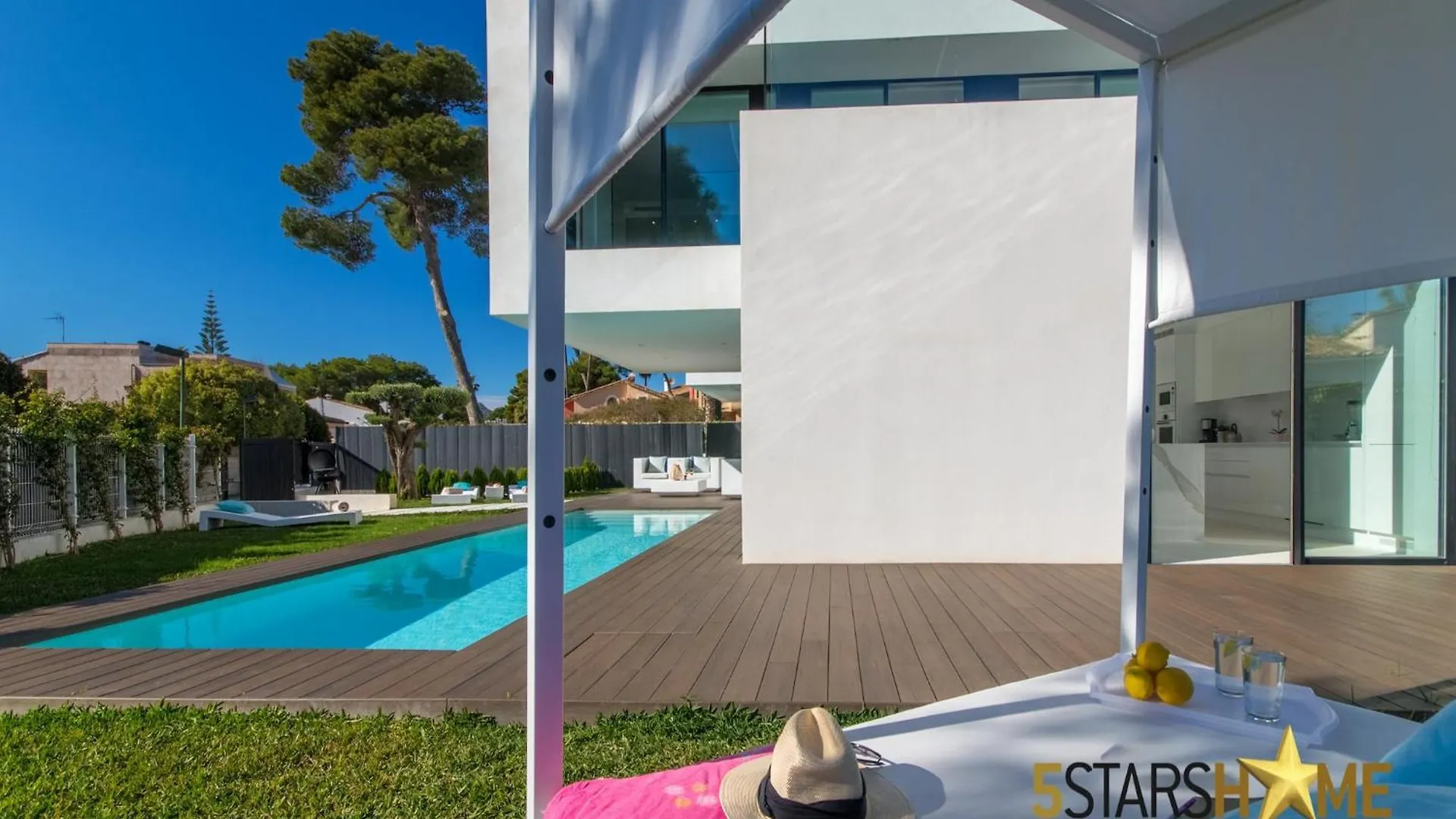 Villa, 180M To Sandy Beach Platja de Muro Βίλα